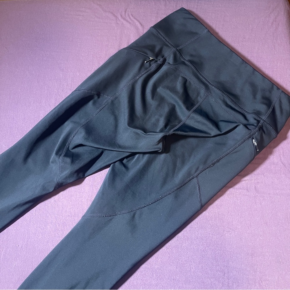Athleta Contender Tight Leggings in black - Size Medium Zipper Pockets - Picture 7 of 7